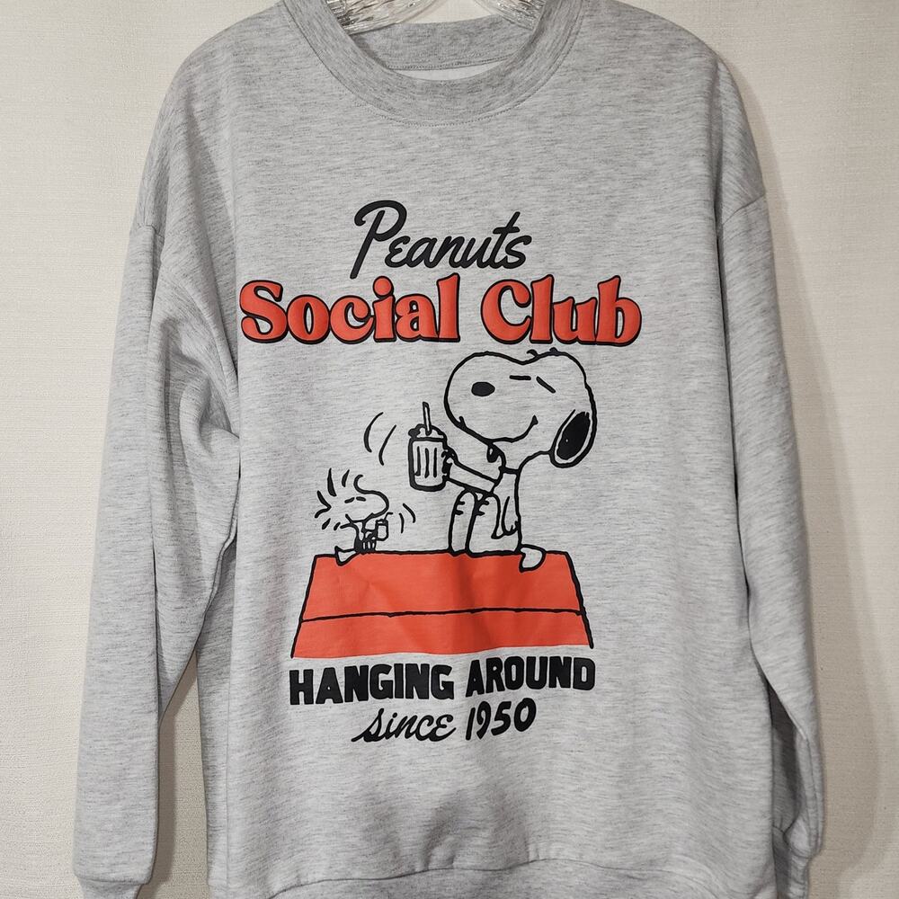 Snoopy Peanut Social club gray sweatshirt women's medium